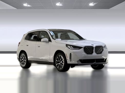 Used 2026 BMW X3 xDrive30 w/ Premium Package image 7
