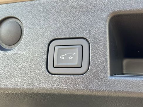 New 2026 GMC Terrain Elevation w/ Elevation Premium Package image 24