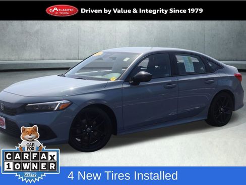 Used 2024 Honda Civic Sport image 1