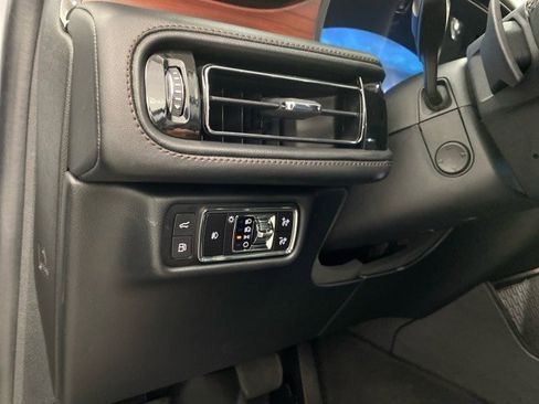 Certified 2023 Lincoln Aviator Grand Touring w/ Equipment Group 301A image 18