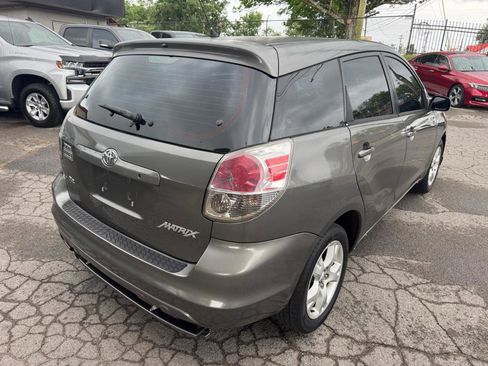 Used 2006 Toyota Matrix image 8