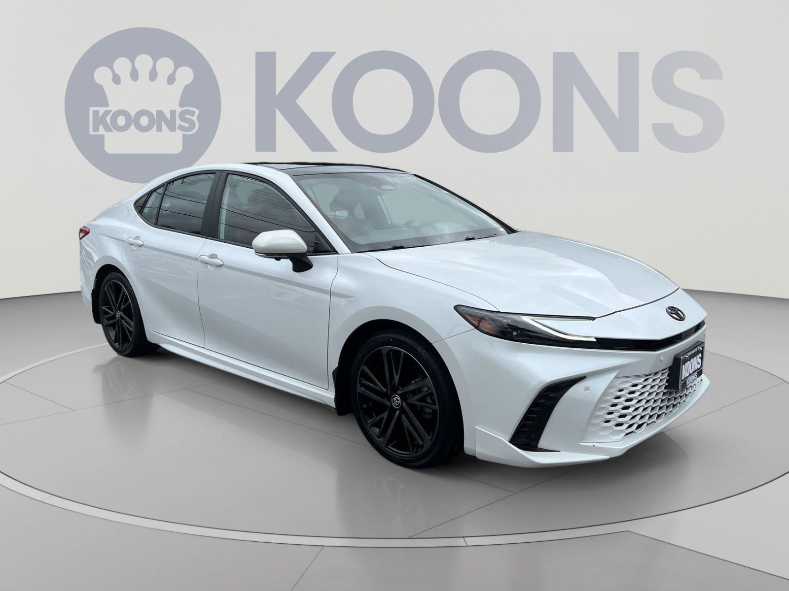 Used 2025 Toyota Camry XSE w/ Premium Plus Package AWD/4WD image 10