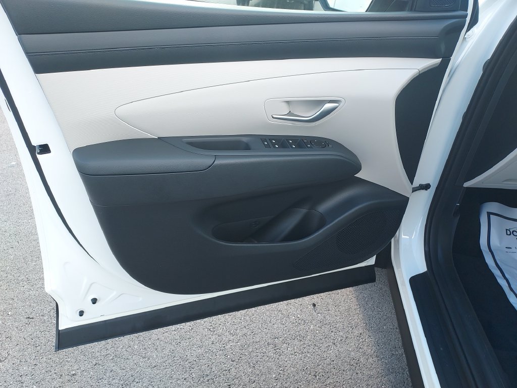 New 2026 Hyundai Tucson SE AWD/4WD image 12