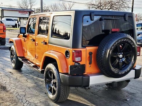 Used 2012 Jeep Wrangler Unlimited Sahara w/ Dual Top Group image 4