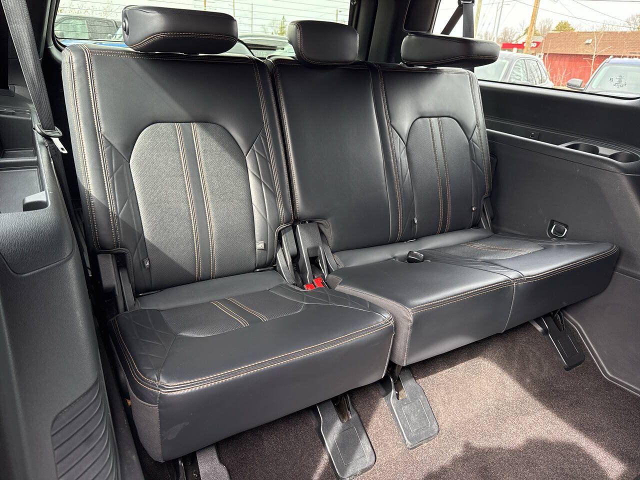 Used 2023 Ford Expedition Max Platinum AWD/4WD image 23