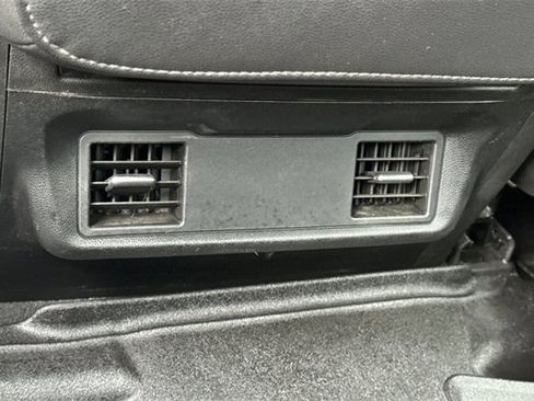 Used 2021 GMC Sierra 3500 4x4 Crew Cab w/ Gooseneck/5TH Wheel Package image 40