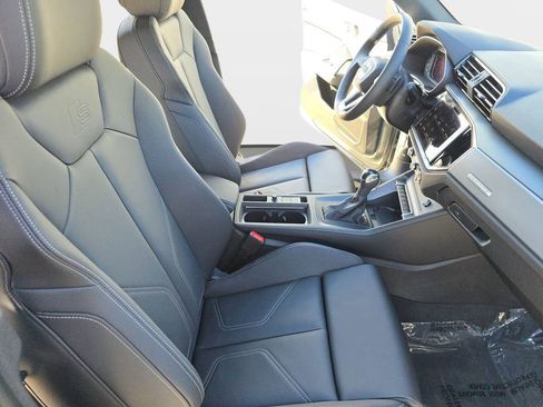 Used 2025 Audi Q3 2.0T Premium w/ Convenience Package image 10