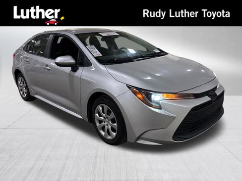 Certified 2024 Toyota Corolla LE FWD image 1
