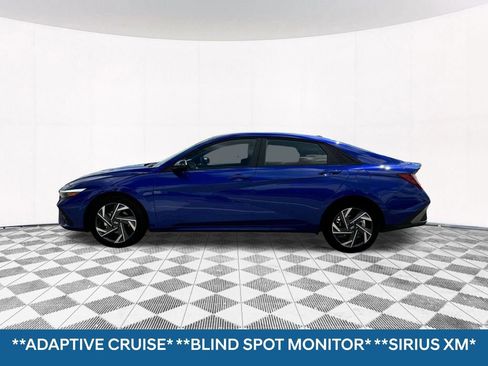 New 2025 Hyundai Elantra Sport image 4