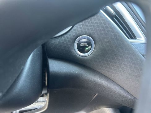 Used 2018 Chevrolet Malibu LS image 16