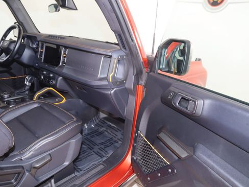 Used 2024 Ford Bronco Badlands AWD/4WD image 30