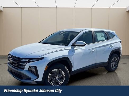 New 2026 Hyundai Tucson Blue SE AWD/4WD image 1