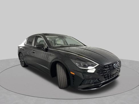 Used 2020 Hyundai Sonata Limited FWD image 4