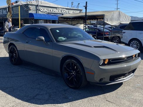 Used 2018 Dodge Challenger SXT w/ Blacktop Package image 4