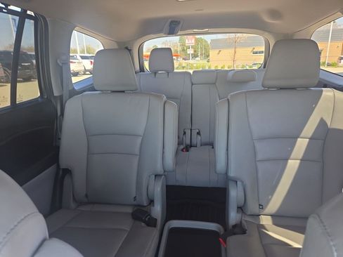 Used 2022 Honda Pilot Touring image 25