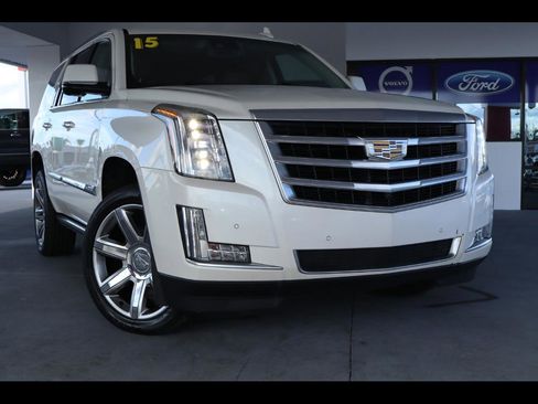 Used 2015 Cadillac Escalade Premium image 1