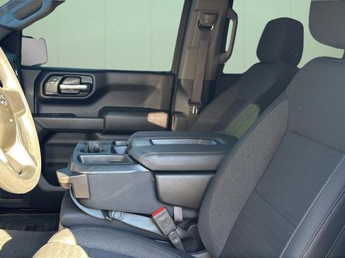 Used 2025 Chevrolet Silverado 1500 Custom Trail Boss image 18