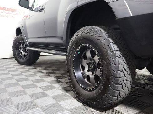 Used 2020 Toyota 4Runner SR5 Premium w/ Moonroof Package AWD/4WD image 12