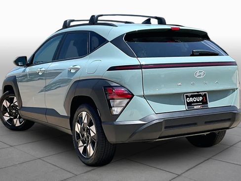 Used 2025 Hyundai Kona SEL FWD image 11