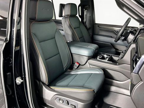 New 2026 GMC Yukon AT4 w/ AT4 Premium Plus Package image 12