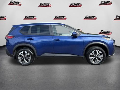 Used 2022 Nissan Rogue SV w/ SV Premium Package image 4