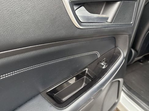 Used 2017 Ford Edge Titanium w/ Equipment Group 301A image 41