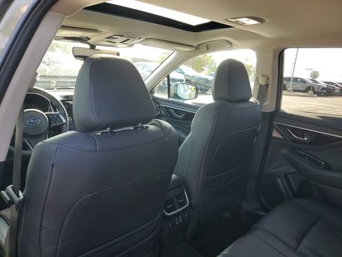 Certified 2025 Subaru Outback Limited AWD/4WD image 11
