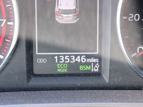 Used 2018 Toyota RAV4 SE w/ Power Extra Value Package AWD/4WD image 11