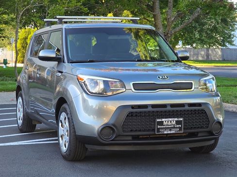 Used 2015 Kia Soul image 2