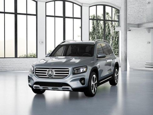 Used 2025 Mercedes-Benz GLB 250 image 40