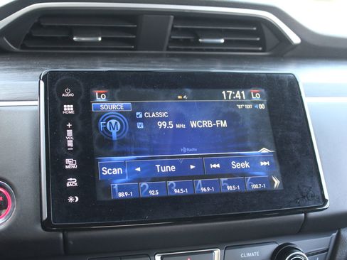 Used 2018 Honda Clarity Plug-In Hybrid image 32