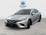 Used 2018 Toyota Camry SE image 2