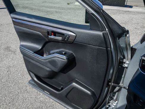 Used 2021 Toyota Highlander Limited image 28