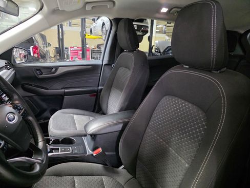 Used 2023 Ford Escape Active image 22