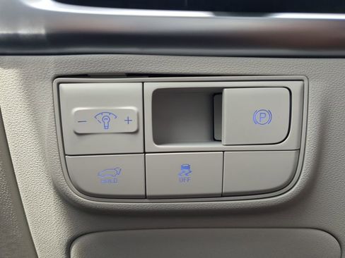 New 2025 Hyundai Tucson Limited image 21