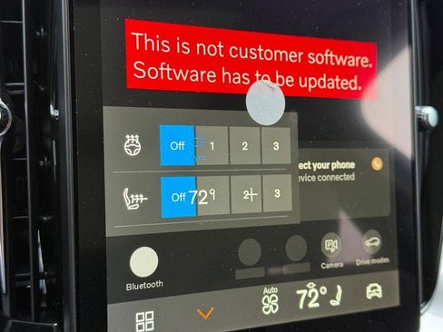 New 2026 Volvo XC90 B6 Plus w/ Protection Package Premier image 17