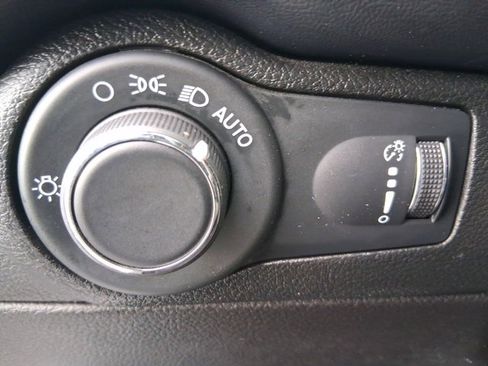 Used 2023 Dodge Durango GT image 14