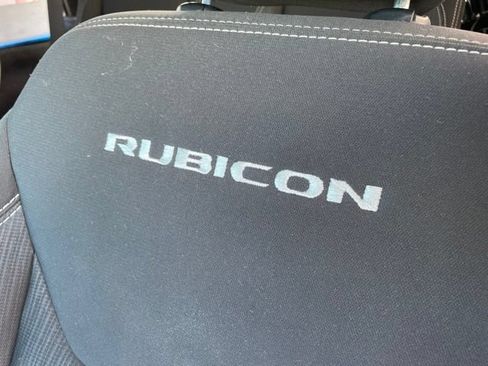 Used 2016 Jeep Wrangler Rubicon w/ Connectivity Group AWD/4WD image 7