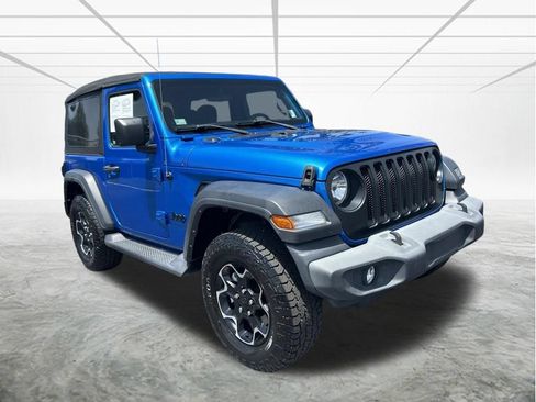 Used 2021 Jeep Wrangler Sport AWD/4WD image 2