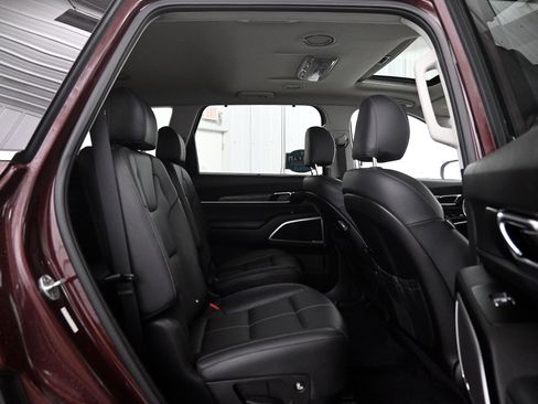 Used 2021 Kia Telluride EX w/ EX Premium Package image 32