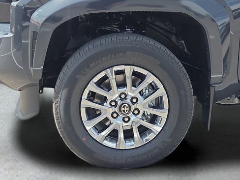 New 2026 Toyota Tacoma Limited AWD/4WD image 9