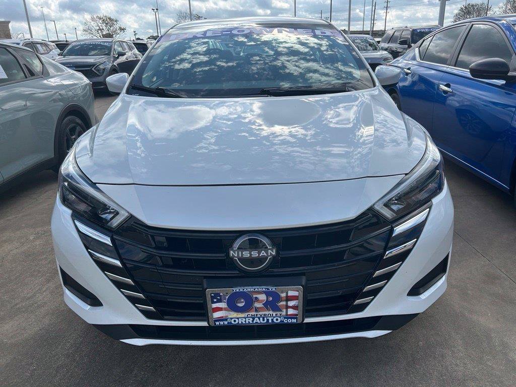 Used 2025 Nissan Versa SV FWD image 14