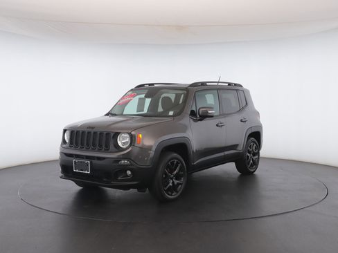 Used 2017 Jeep Renegade Altitude image 39