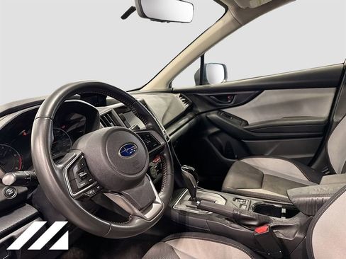 Used 2019 Subaru Crosstrek 2.0i Premium w/ Moonroof Package AWD/4WD image 9