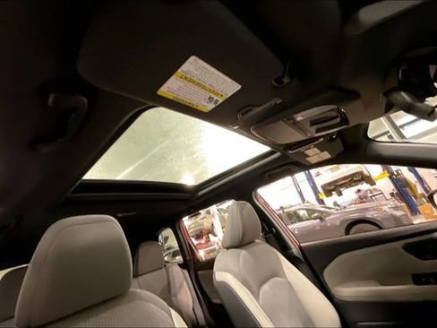 Used 2025 Subaru Forester Premium image 22