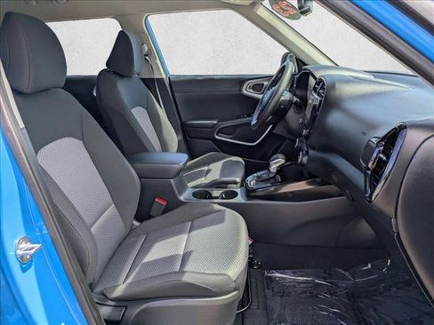 Used 2023 Kia Soul S FWD image 20