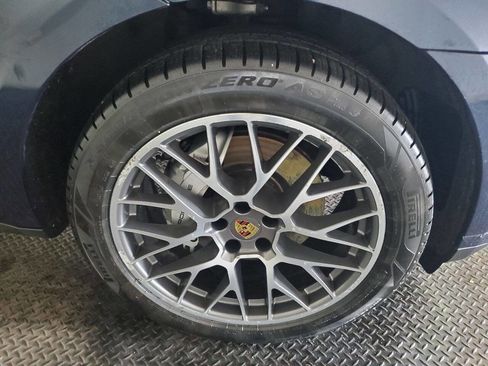 Used 2016 Porsche Macan S image 20