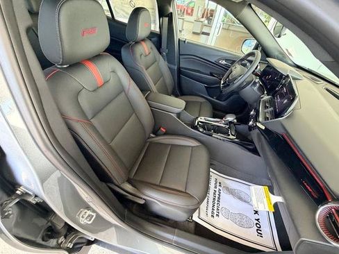 New 2026 Chevrolet Trax RS w/ Driver Confidence Package FWD image 23