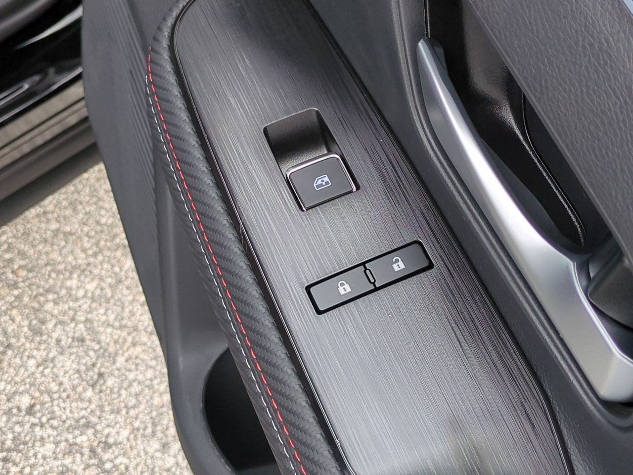 New 2026 Nissan Kicks SR FWD image 37