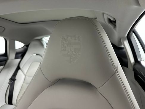 Certified 2022 Porsche Panamera RWD image 22